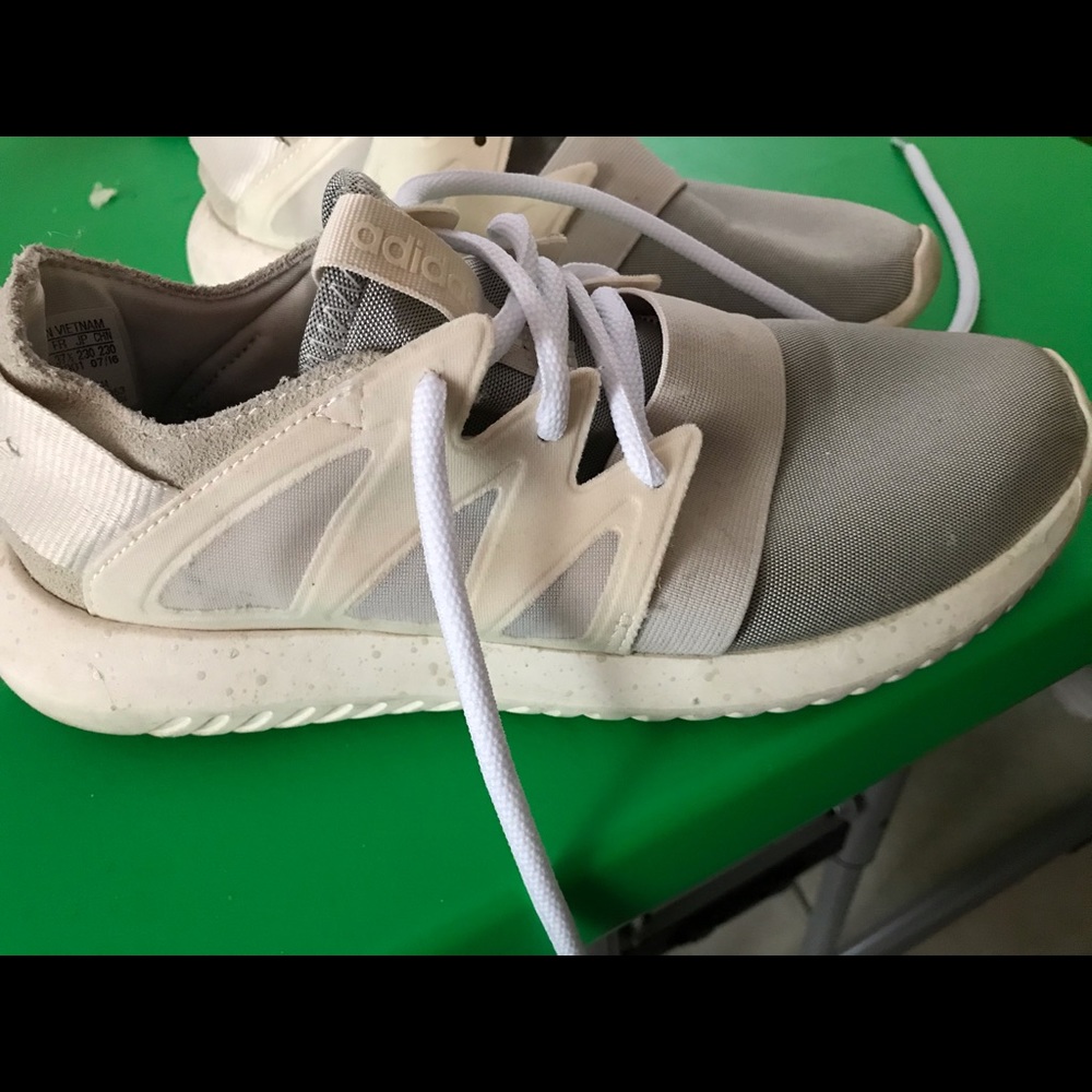 Adidas Sneakers - Picture 2 of 14